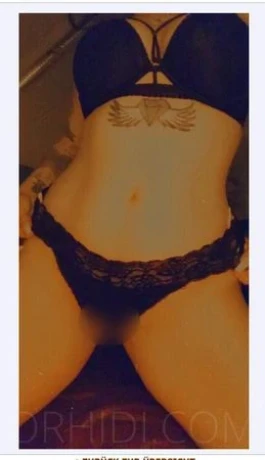 Isabella Ink — 3 / 5