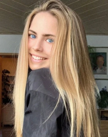 Zlata — 1 / 4