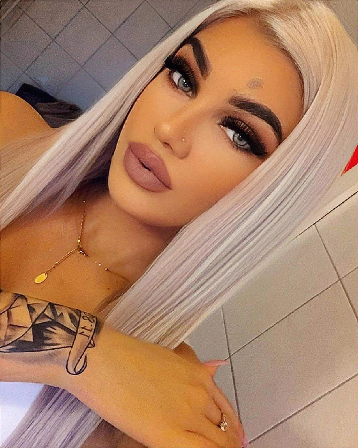 Ella152 — 2 / 3