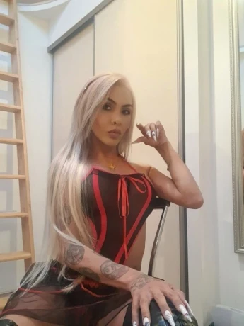 Angee Conty — 2 / 9