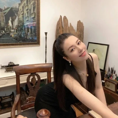 AV Ellena, Escort, Darmstadt