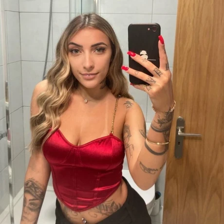 Alejandra — 2 / 12