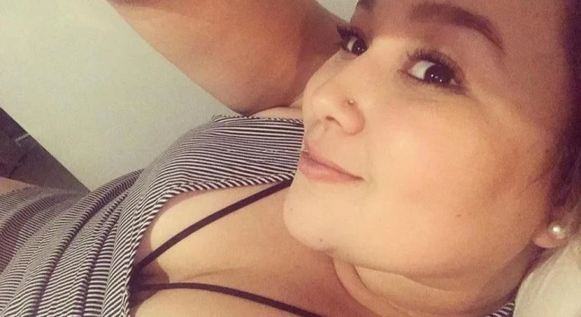 Laura Valentina — 1 / 3