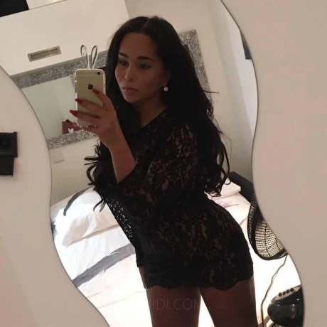 Sexy GIRL Ledah PROVOCATRICE — 5 / 11