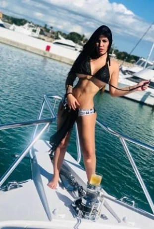 Meghan — 2 / 13