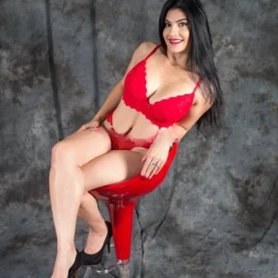 Ruby, Escort, Luxembourg