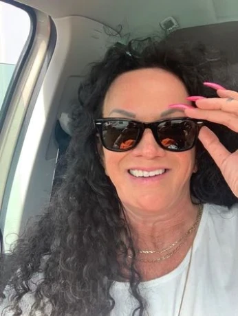 Deutsche Cora — 6 / 17