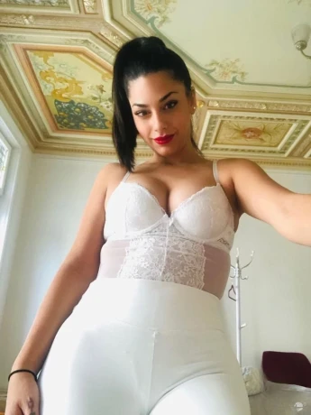 Erotische Massage By Maria In Zuerich Wipkingen — 2 / 5