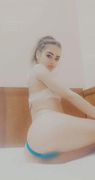 Lili98 — 2 / 5