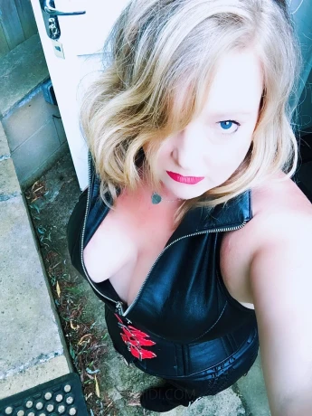 LeicesterMistress — 9 / 18