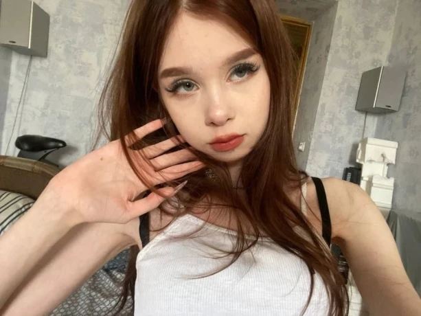 Kseniya — 2 / 5