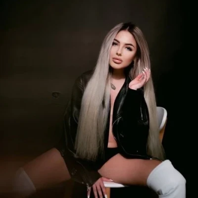 Sasha, Escort, Paris