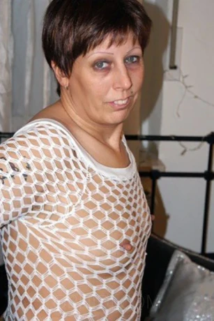 Michaela - Zärtliche Milf — 2 / 4