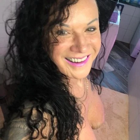 Deutsche Cora — 9 / 17