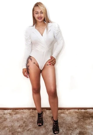 Liz Professionelle Masseurin! — 4 / 5