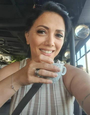 Victoria Lauren — 8 / 17