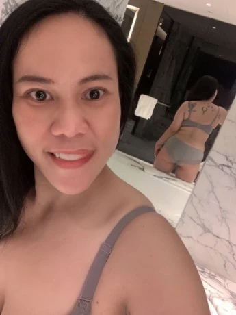 Chada Thai lady — 5 / 7