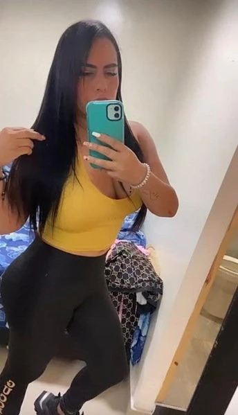 Layla Top Party — 4 / 8