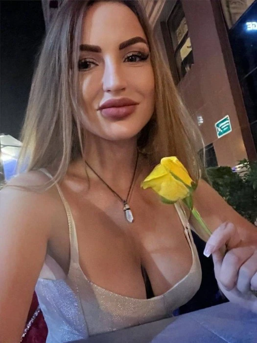 Viktoria — 5 / 9