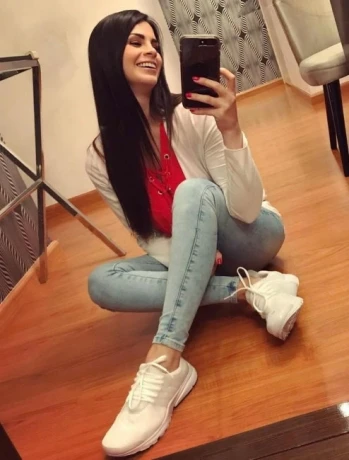 Alessia134 — 18 / 21