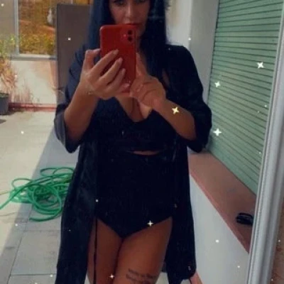 Oriana4, Escort, Stuttgart