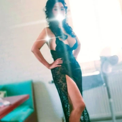 Mi Linda, Escort, Suhl
