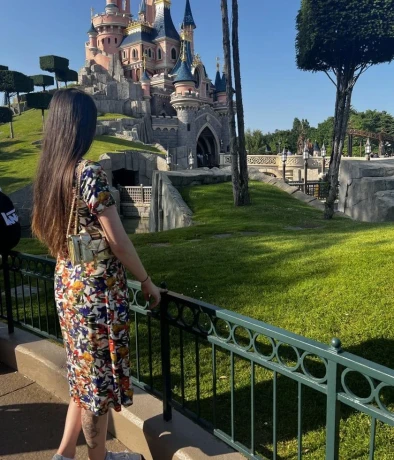 New Teeny Escort Zuerich — 1 / 4