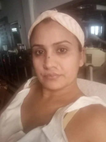 Nazia Akhtar — 6 / 9