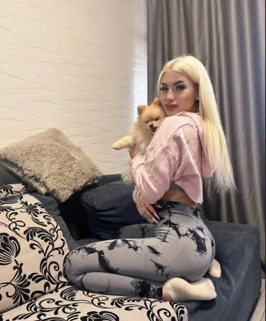 Viktoriya — 1 / 4