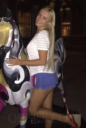 Sandi, Escort, Istanbul