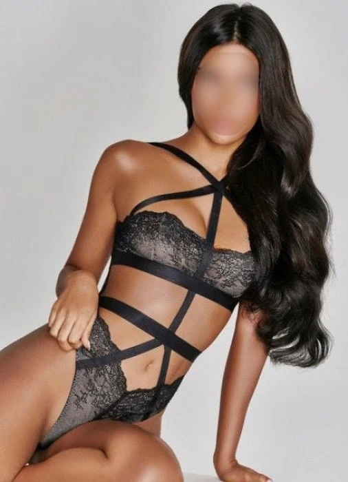Nicole, Escort, Prague