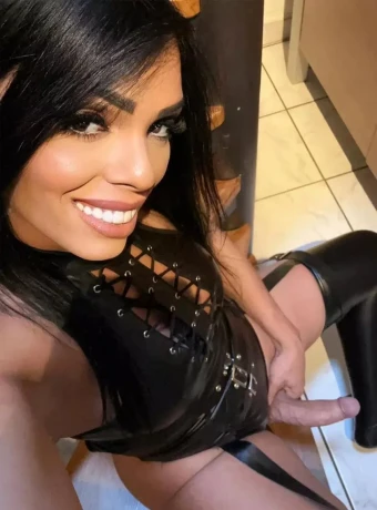 Julie Hot Sexy — 5 / 15