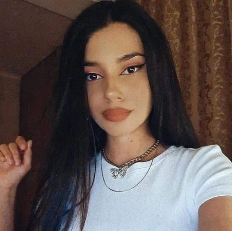 Angelina — 19 / 20