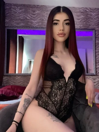 Sexy Melissa — 1 / 6