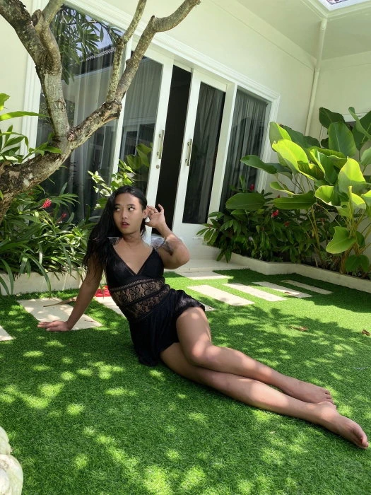 Trixie, Escort, Singapore