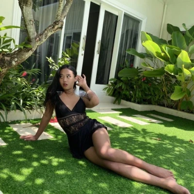 Trixie, Escort, Singapore