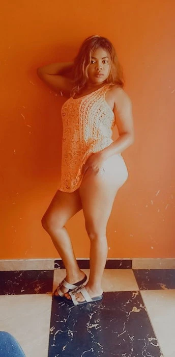 Shantel, Escort, Accra