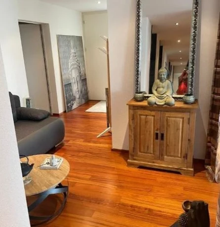 Eidgenossin Patricia Privat Naehe Schoenenwerd — 2 / 5