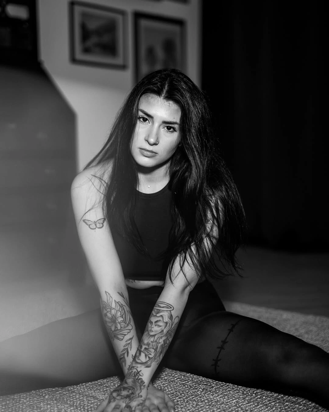 Mia — 5 / 8