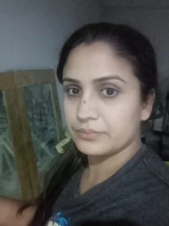 Nazia Akhtar — 5 / 9