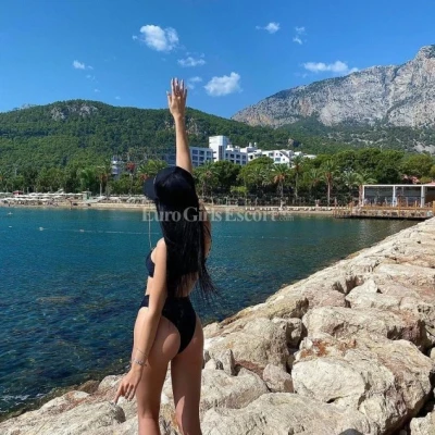 Sara, Escort, Tirana