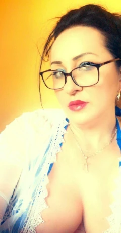 Andreea 52 — 14 / 44