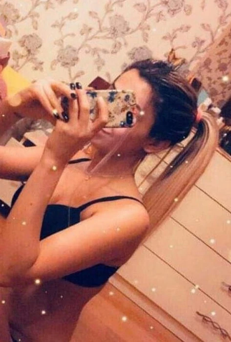 Lolita, Escort, Mersin