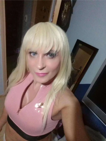 Ts Beyonce — 13 / 14