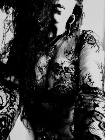 DEUTSCHE RASSEKATZE MIA — 2 / 3