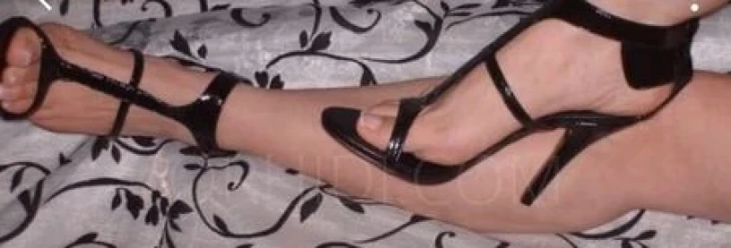 Rosmary... behaarte Mu*****... — 7 / 8