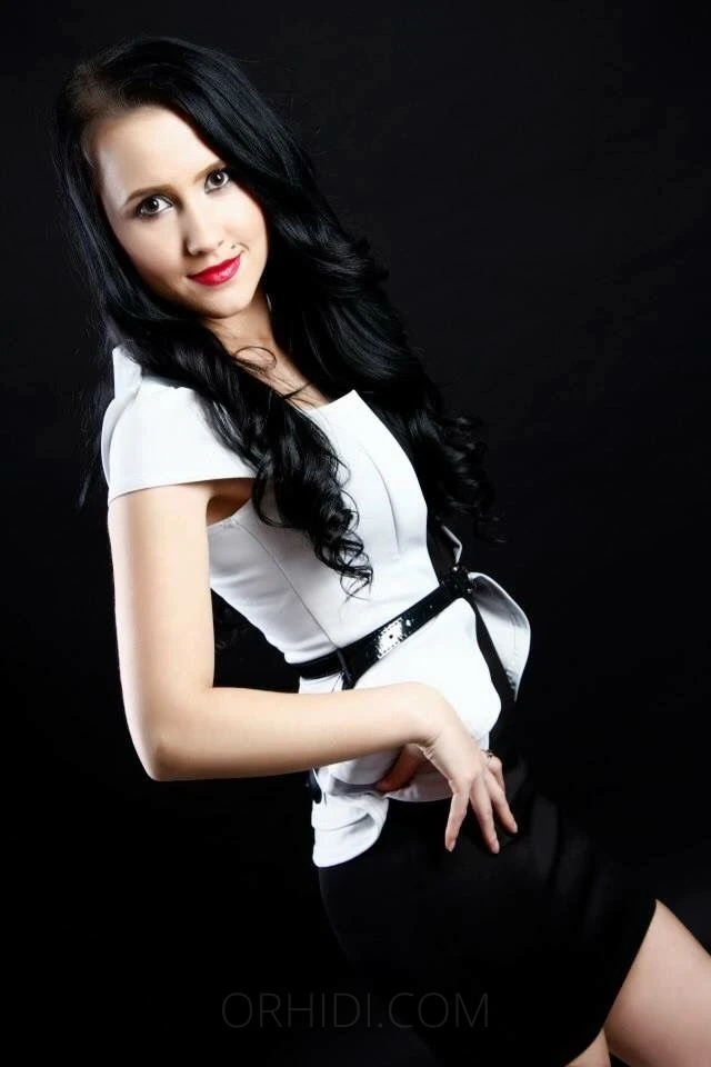 Bella0819, Escort, London