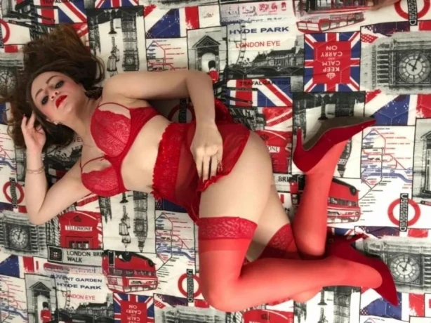 Eliza Luana — 3 / 12