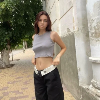 Stacie, Escort, Paris