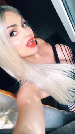 Ts Melissa Xxl — 9 / 10